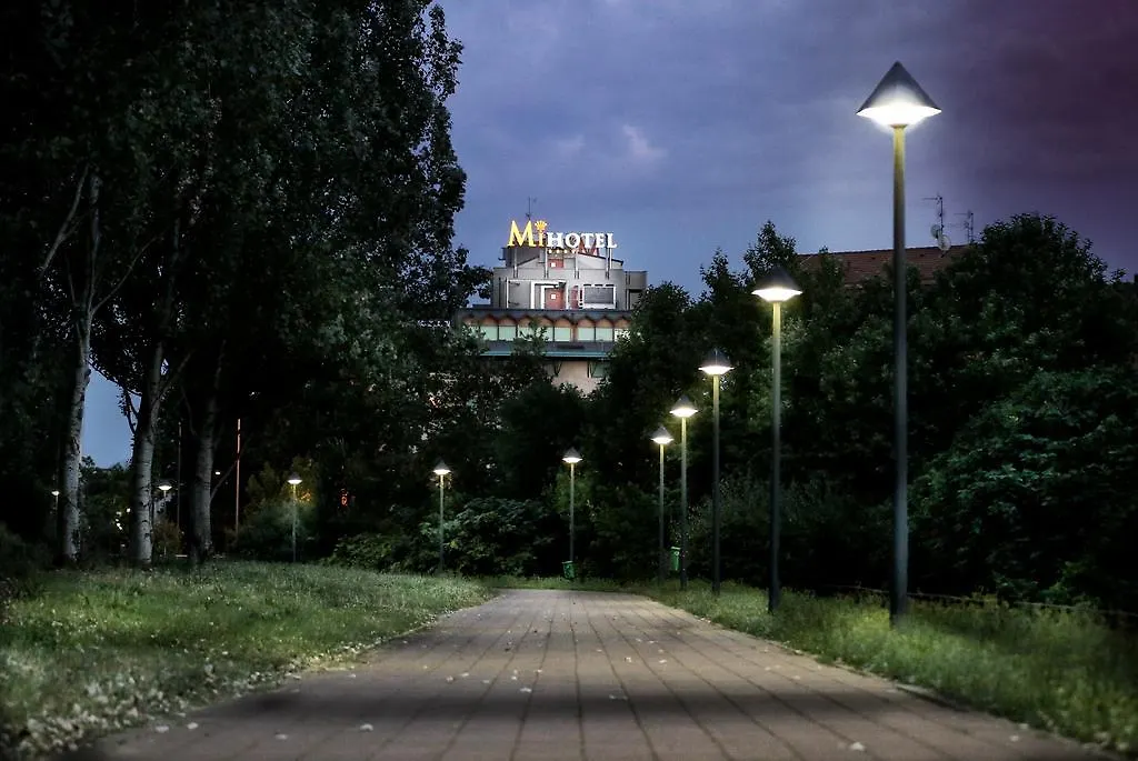 Mihotel-1